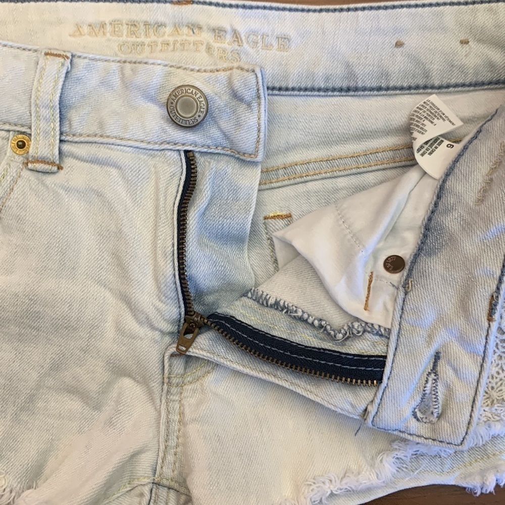 AEO Light Wash Jean Short with Crochet Side Detail - Picture 8 of 14